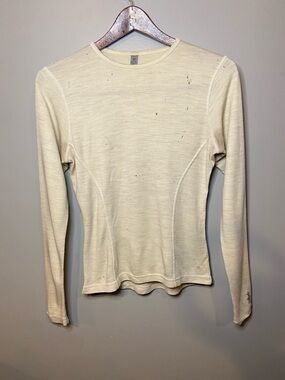 Smartwool 100% Merino Wool Base Layer Long Sleeve Top Cream Size Medium HOLES